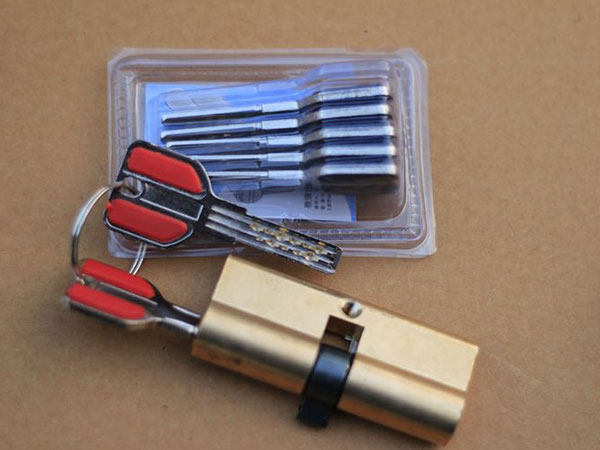 同江24小时上门开锁公司